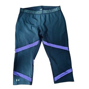 Under Armour Capri Leggings Women's Black Purple Size M Fitted Athletic 29"x 18"